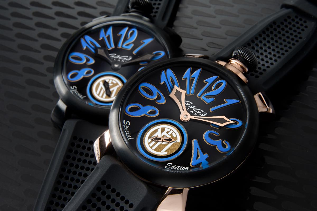 青×黒がかっこいい！イタリア時計とサッカー界の名門が