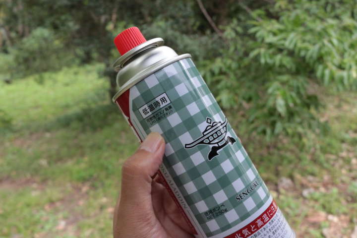 家でも外でも使えるセンゴクアラジン「ポータブル ガス ストーブ