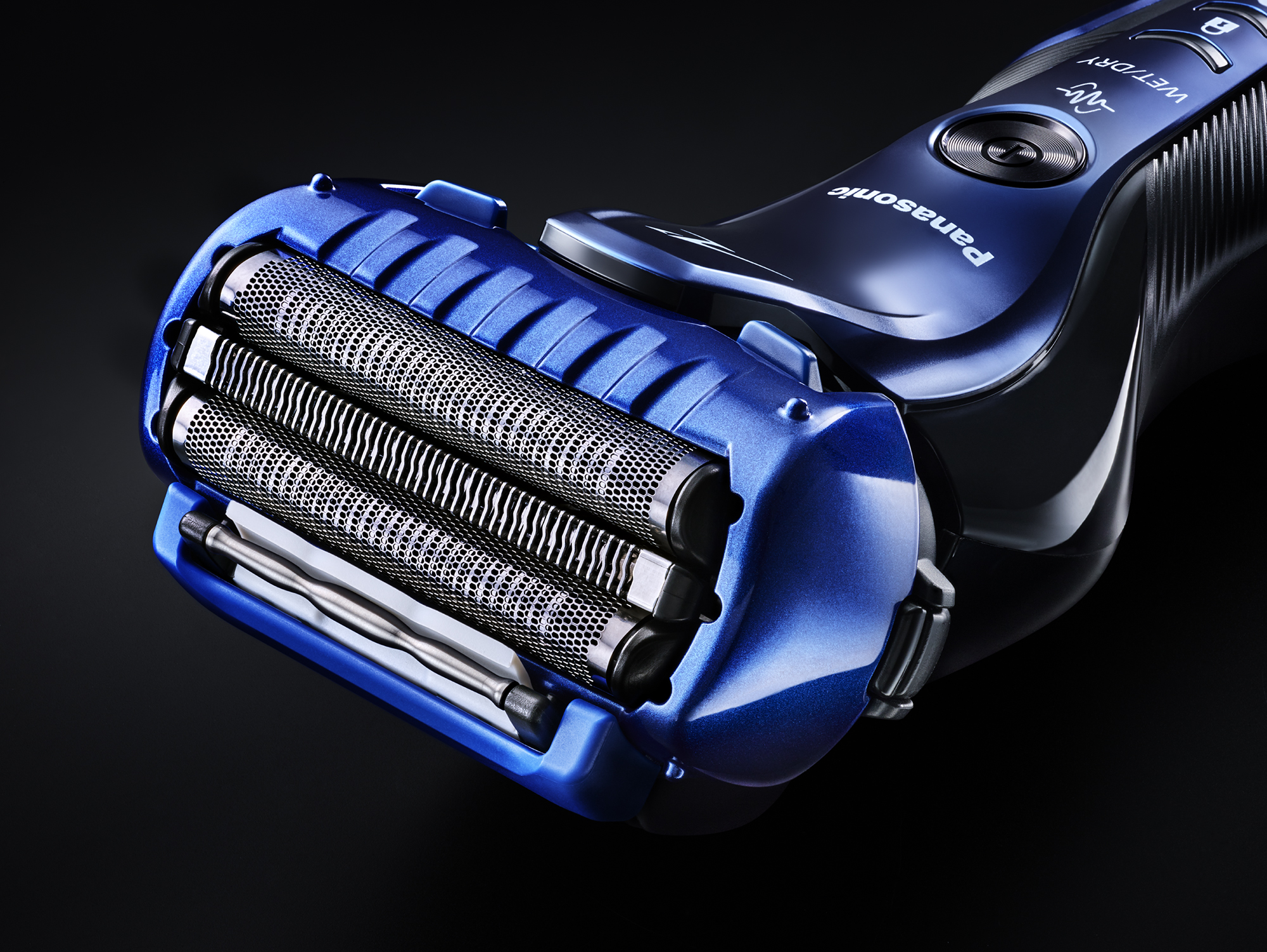 新型「ラムダッシュ」3枚刃リニアシェーバーに込められた5つの