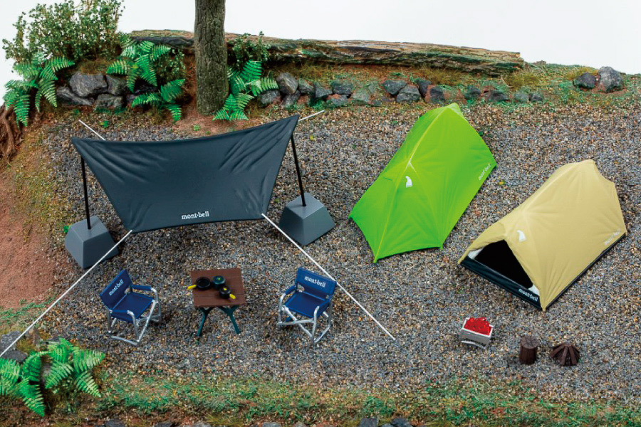 モンベルの定番ギアを飾ってインテリアでもキャンプ気分