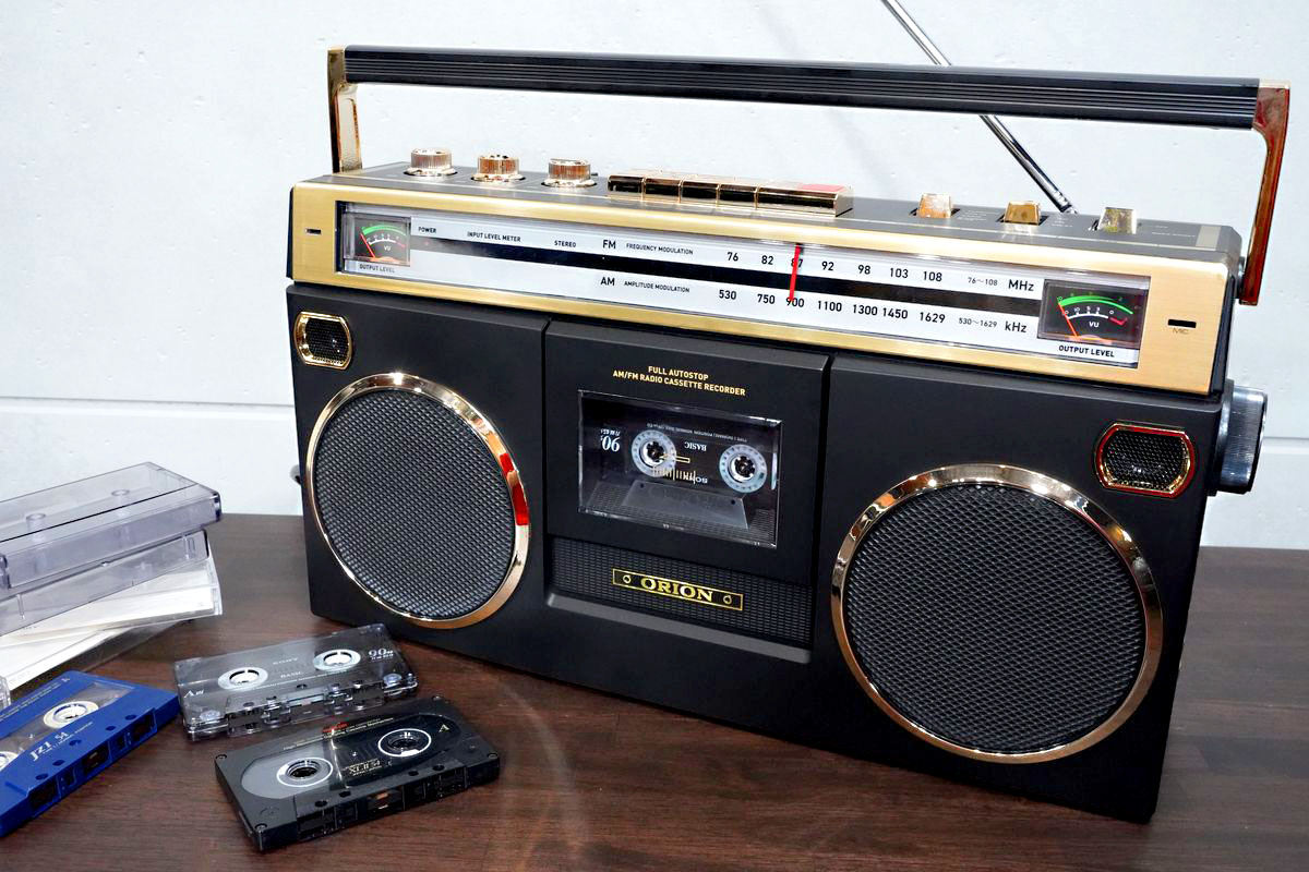 80年代リバイバルなORIONの「ラジカセ」をレビュー。SONY、AXIA