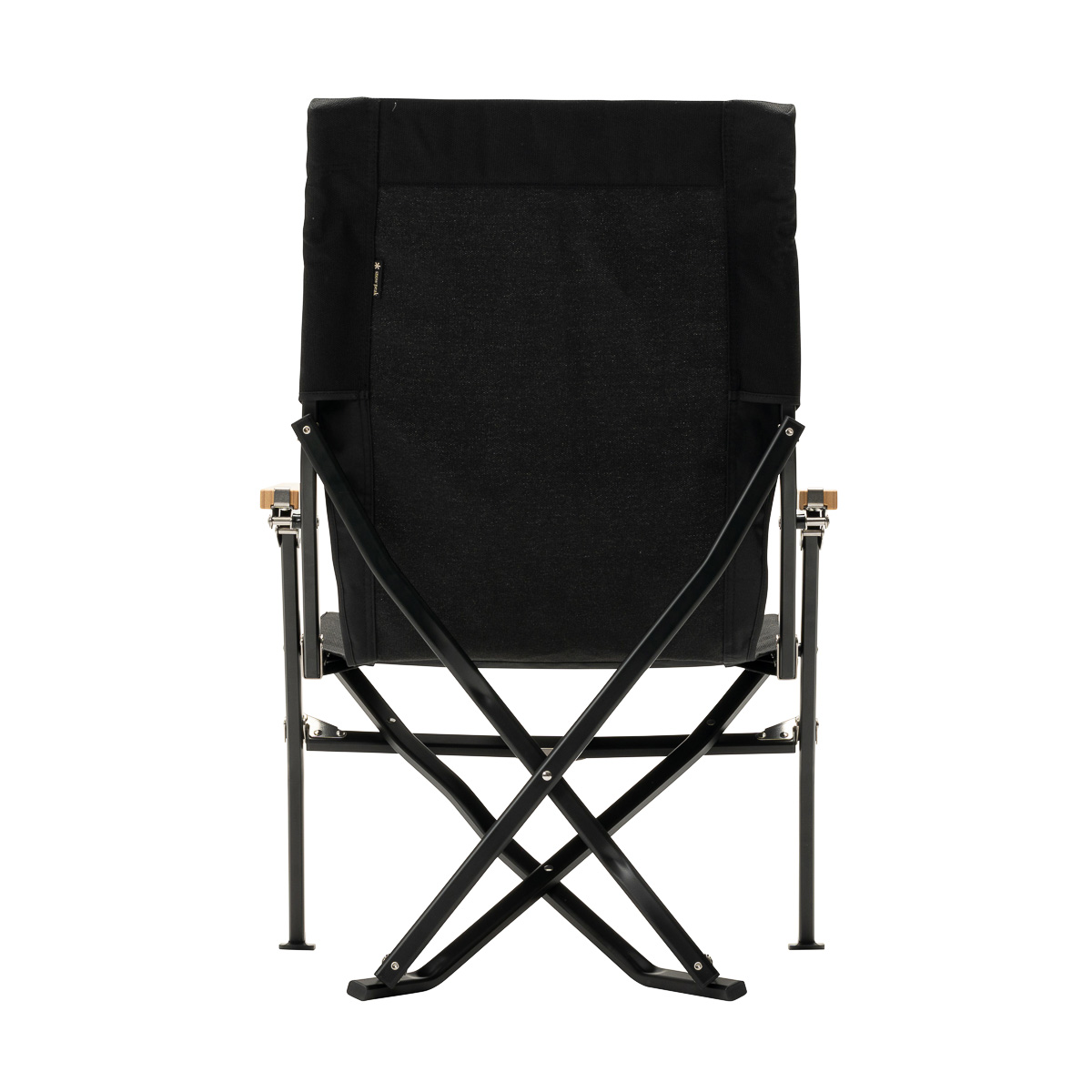 スノーピーク「ローチェア30」に限定カラーのブラックが！室内でも絵に