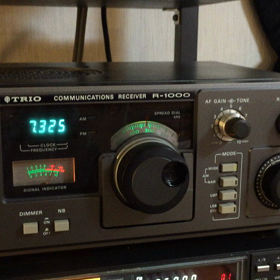 TRIO R-1000 | アマチュア無線局 ひろ局長 〜JI2OEY なごやAB36〜