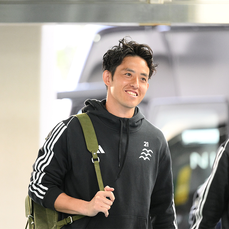 2023ホテル着／移動着販売のお知らせ | ニュース | 横浜F・マリノス