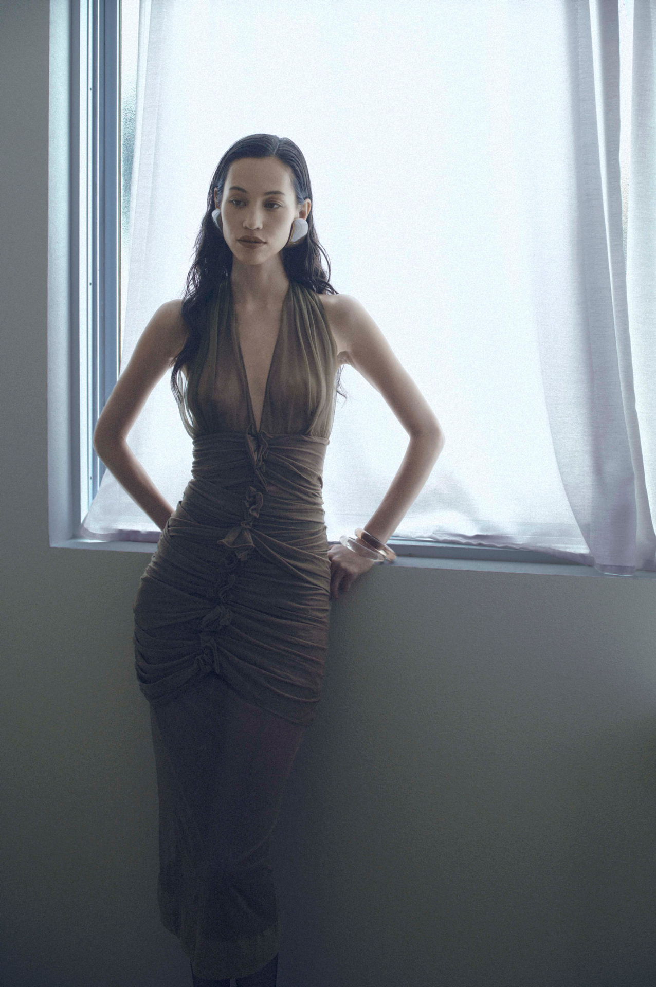 空虚を満たす、水原希子のインスピレーション〈前編〉 | Fashion | The