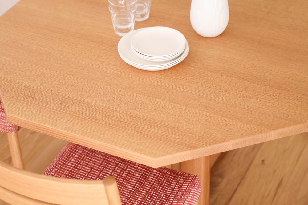 NEO TABLE 八角形 1本脚 | 【公式】飛騨の家具『株式会社シラカワ』