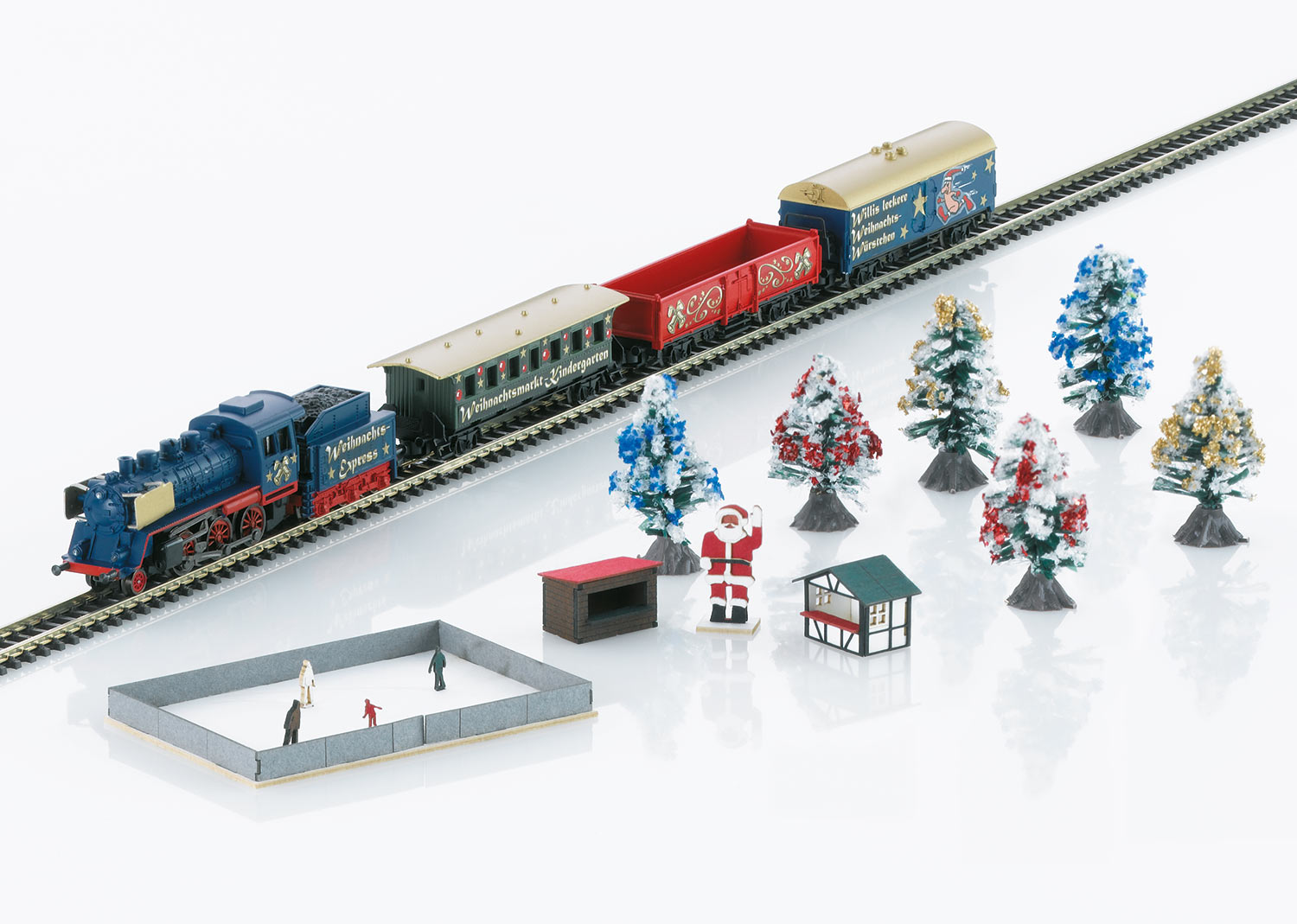 Christmas Starter Set. 230 Volts. Freight Train with an Oval of