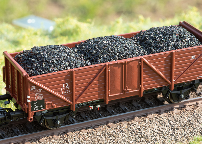 Freight Car Set for the Class E 71.1 | Maerklin US