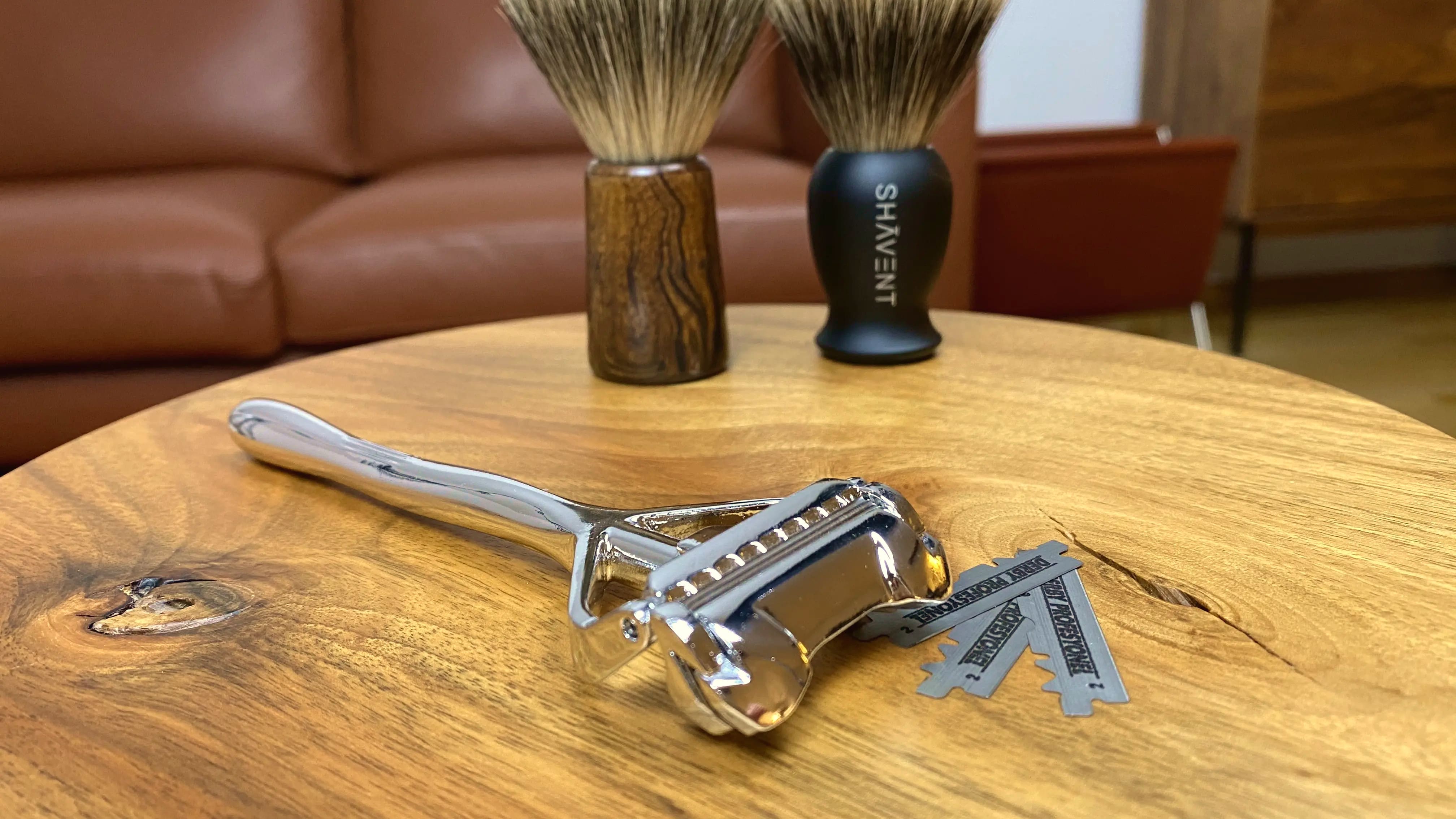 毎朝の髭剃りがエレガントな儀式に。サスティナブル首振り3枚刃