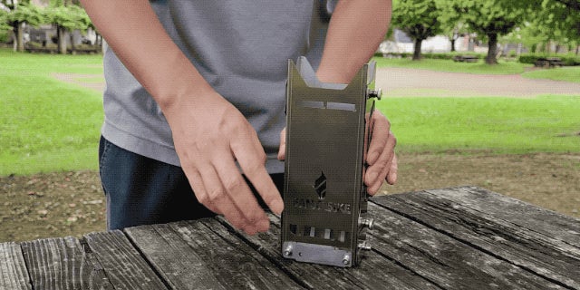 少ない燃料で高火力！防災グッズでも使えるロケットストーブ