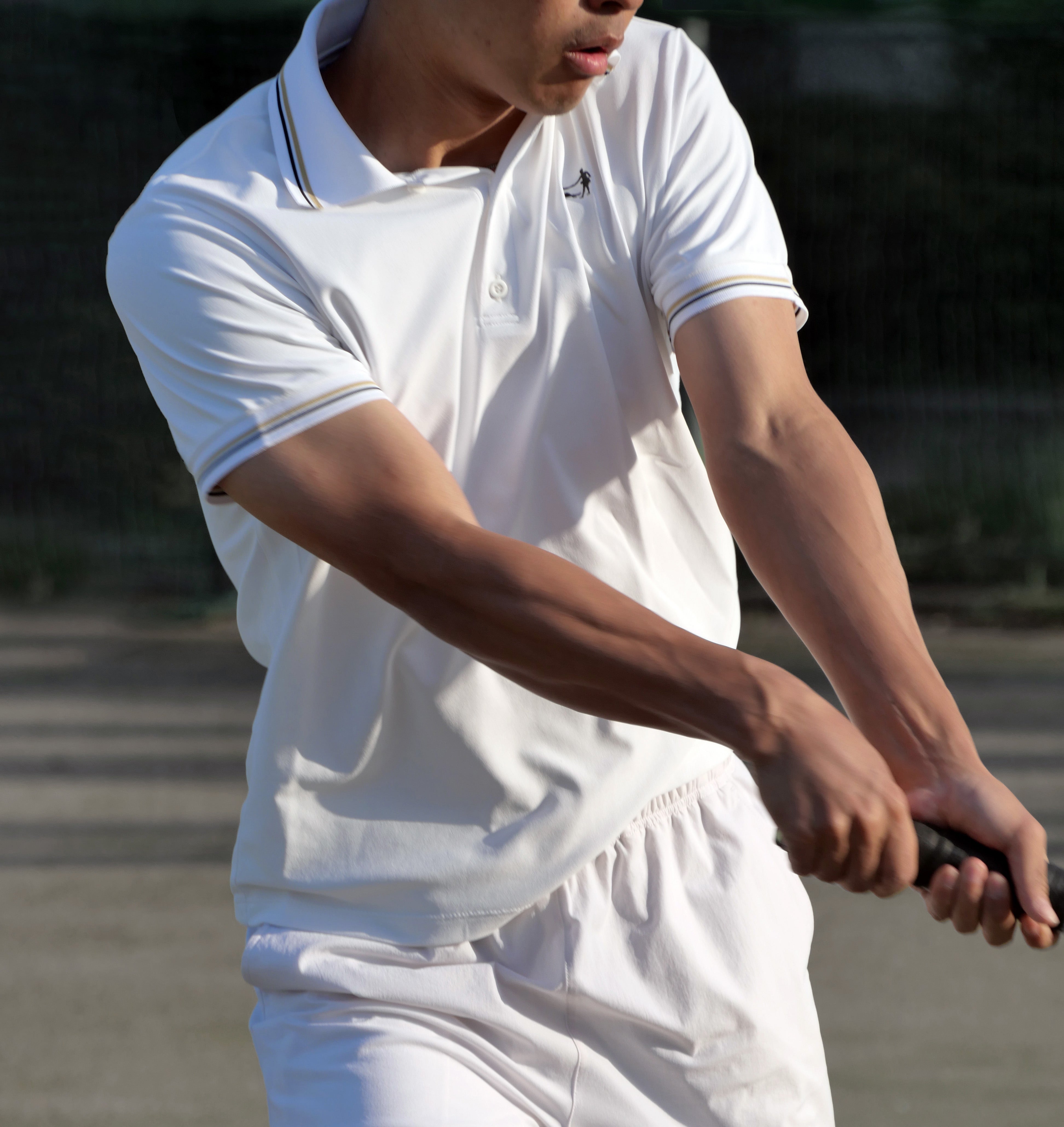 JAXA・東レ共同開発技術も搭載｜日常もテニスもゴルフもこれ1枚！極限