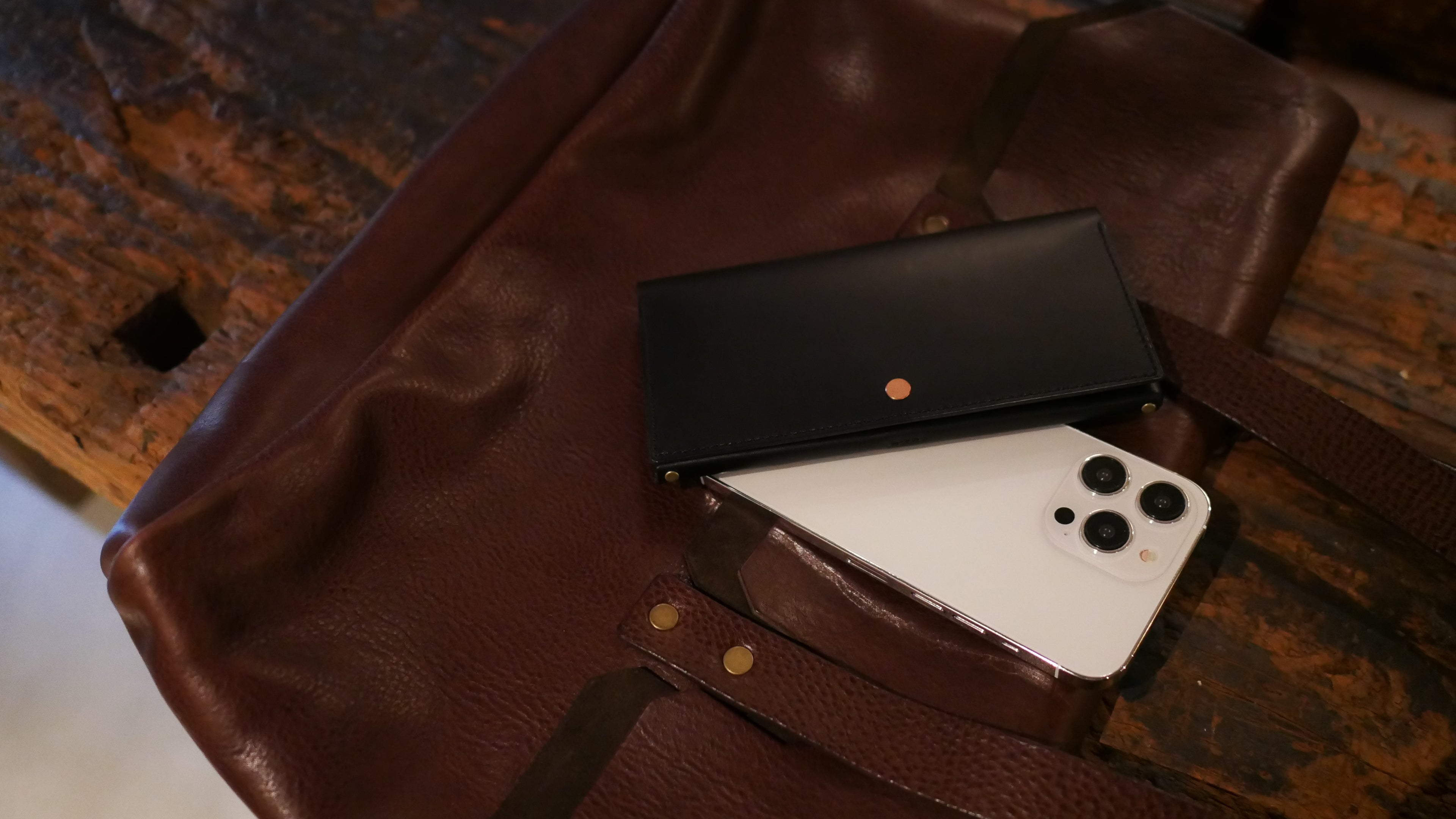 とにかく薄い、小さな長財布『usuha-long』で新時代の長財布を広めたい