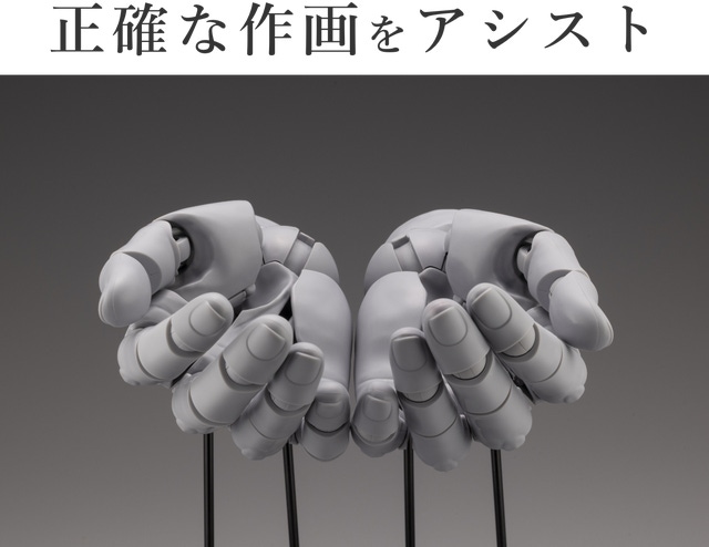 両手のポーズも自由自在｜「ハンドモデル」待望の左手で創作活動に