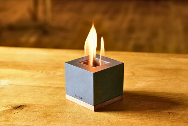 大好評第3弾】10秒で炎のゆらめく生活を。無煙無臭、お家で手軽に