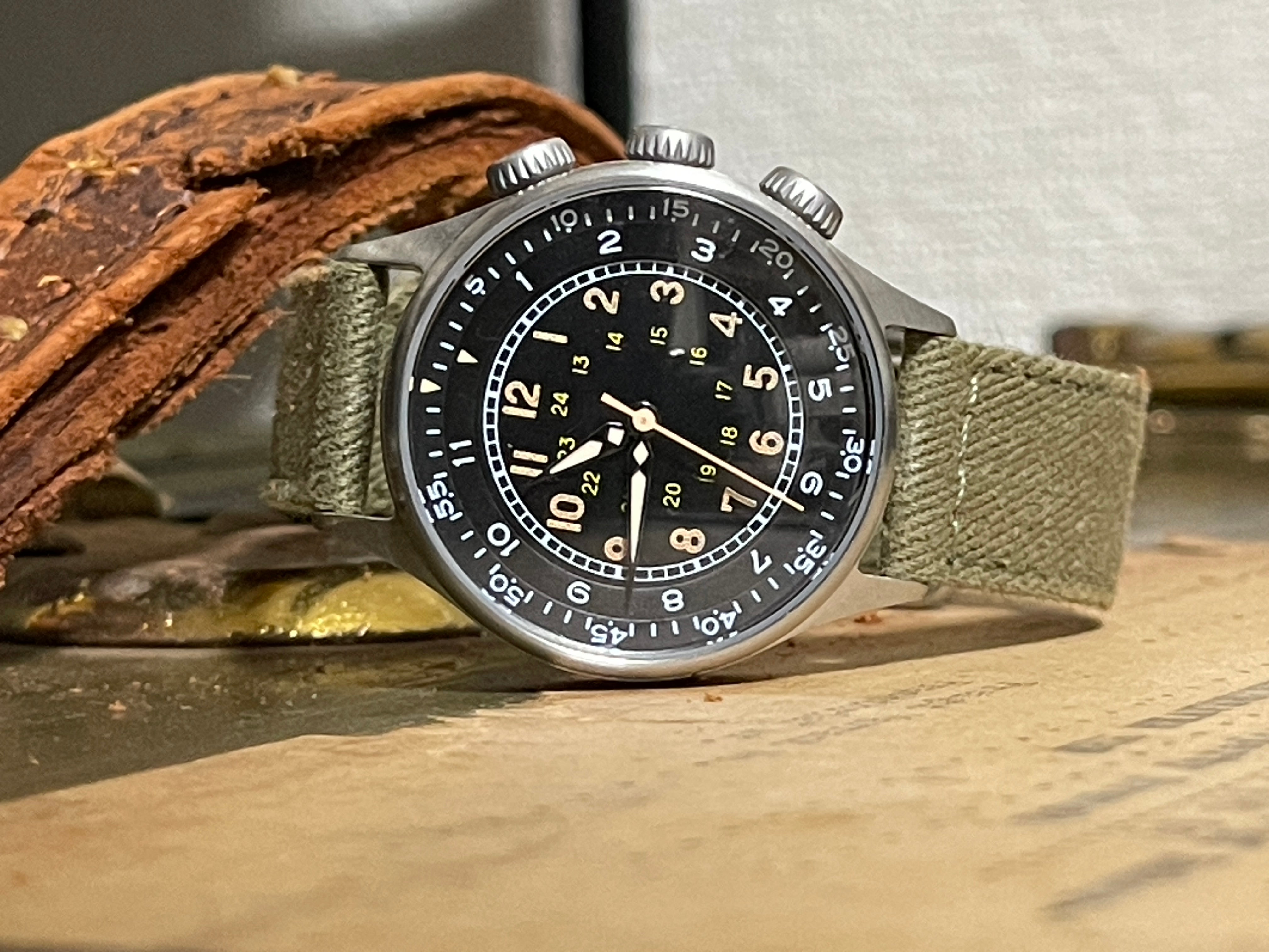 5周年感謝還元爆割60%オフ！『幻』のミリタリーウォッチTYPE A-15を