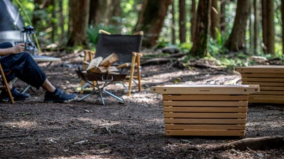 国内家具メーカーが作る、アウトドアのための機能的で美しい木製