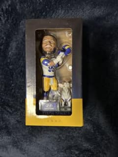 AARON DONALD フィギュア G.O.A.T. ボブルヘッド - メルカリ