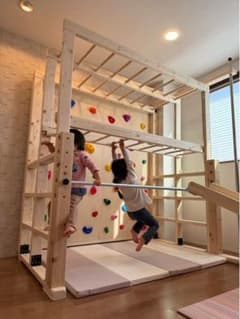 室内遊具 室内うんてい 室内雲梯 うんてい 鉄棒 ボルダリング - メルカリ