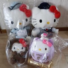 非売品☆ヤクルト ハローキティ☆干支ぬいぐるみ☆4体セット - メルカリ