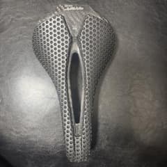 RYET 3Dプリントサドル ロードバイク サドル カーボン - メルカリ