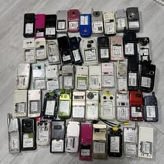 ガラケー 電池・電池カバー無し50台まとめ売り ジャンク - メルカリ