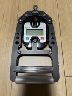 GD DYNO-200 デジタルダイナモメーター 握力計 - メルカリ