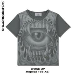 試着のみ XG WOKE UP Replica Tee xs - メルカリ