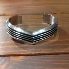 m41551566084_1.jpg?1708429813