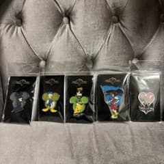 キングダムハーツ ロフト ピンズ 全5種類セット - メルカリ