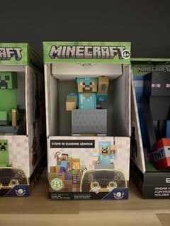 ダイヤモンド装備スティーブ コントローラースタンド マインクラフト