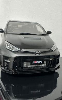 OTTOトヨタ GRヤリス 1/18 スケール マットブラック - メルカリ