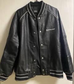 ZARA ブラック スタジャン 水牛 - メルカリ