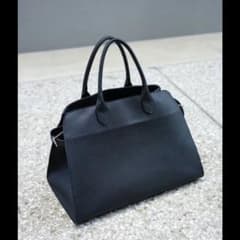 The Rowのマルゴー17風レザートートバッグ - メルカリ