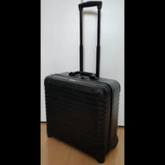 ◎美品☆RIMOWAリモワ☆サルサ機内持込み23Lマットブラック2輪TSA