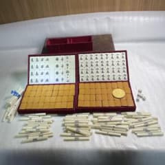 希少】麻雀牌 牛骨製 背竹牌 手彫り 昭和レトロ 骨牌 アンティーク 骨