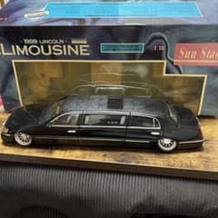 1/18 サンスター リンカーン タウンカー リムジン ブラック カスタム