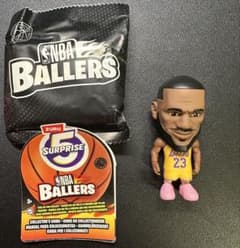 NBA BALLERS レブロン ジェームズ フィギュア - メルカリ