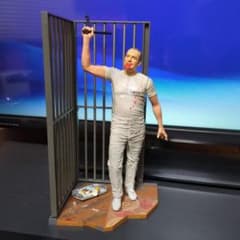 本日価格 NECA 【羊たちの沈黙／ハンニバル・レクター博士】 - メルカリ