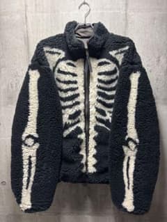 KAPITAL キャピタル BONE柄ボアフリース リバーシブルブルゾン - メルカリ