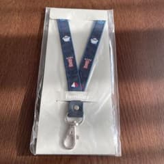 新品未使用）ファミリア 神戸限定 ネックストラップ - メルカリ