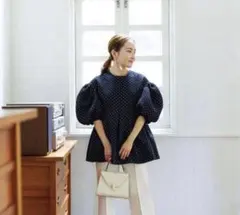 2026年最新】bluelea ブラウスの人気アイテム - メルカリ