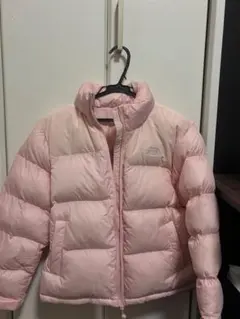 2026年最新】ノースフェイスピンクダウンジャケットの人気アイテム