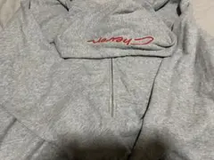 2026年最新】chevon パーカーの人気アイテム - メルカリ