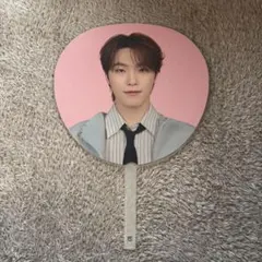 2026年最新】Seventeen ディノ うちわの人気アイテム - メルカリ