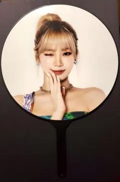 2026年最新】ルセラフィム うちわ チェウォンの人気アイテム - メルカリ