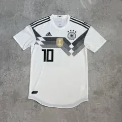 2026年最新】ドイツ代表 ユニフォーム エジルの人気アイテム - メルカリ