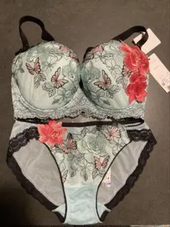 2026年最新】サルート 83の人気アイテム - メルカリ