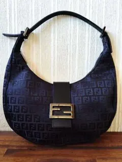 2026年最新】フェンディ クロワッサンの人気アイテム - メルカリ