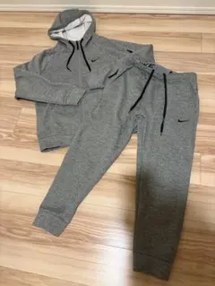 2026年最新】Nike Therma fit 上下の人気アイテム - メルカリ