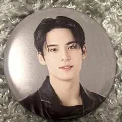 2026年最新】セブチ缶バッジの人気アイテム - メルカリ